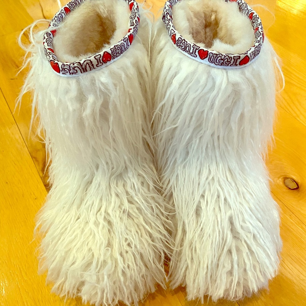 Girls Ugg Boots White Richelle I Love Ugg Sz 3